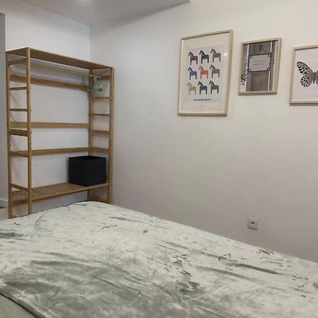 Stylish Renovated Apartment In Chiado Lisboa Eksteriør billede