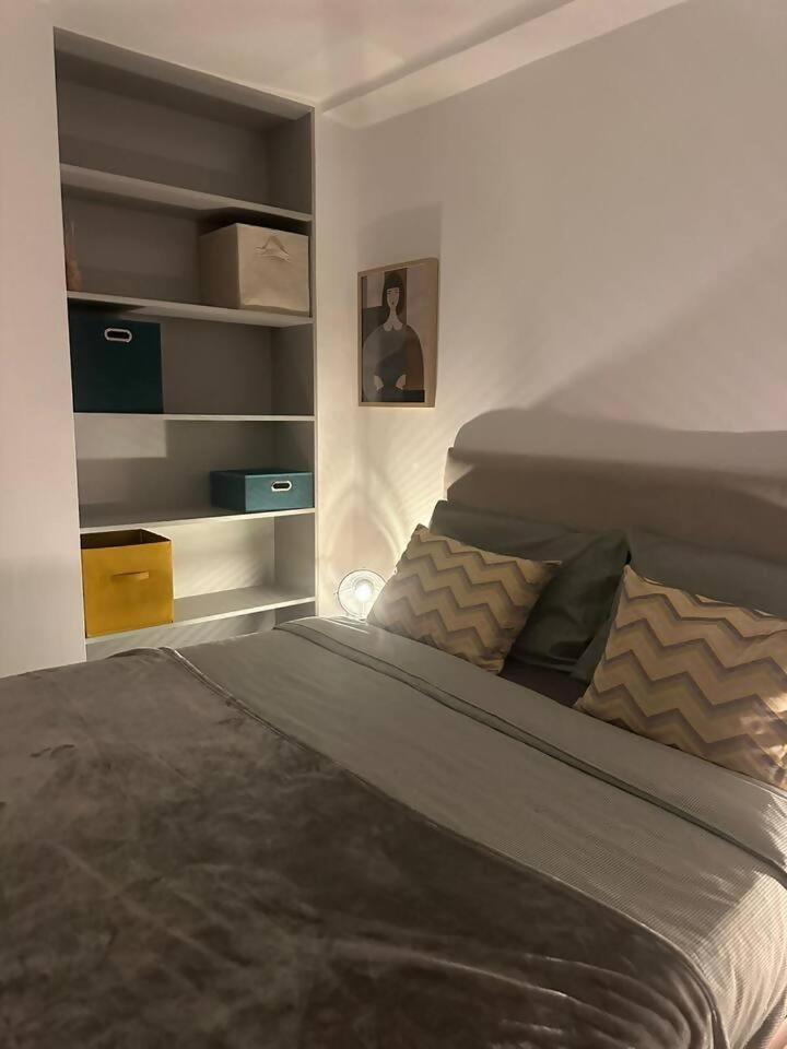 Stylish Renovated Apartment In Chiado Lisboa Eksteriør billede